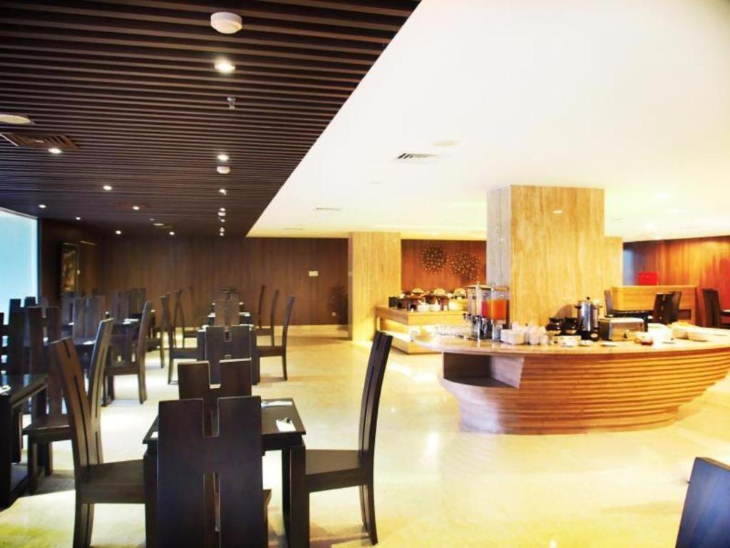 Arch Hotel Bogor Kültér fotó