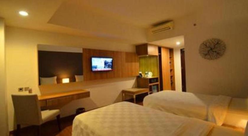 Arch Hotel Bogor Kültér fotó