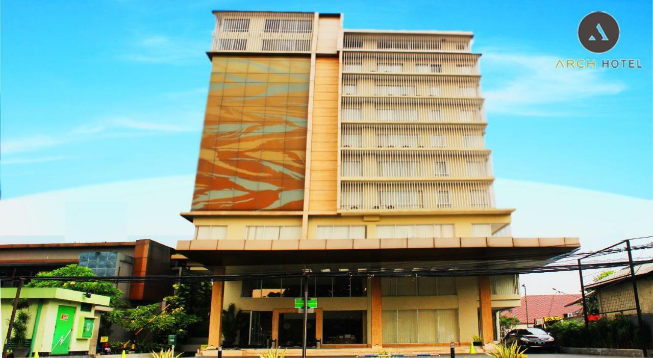 Arch Hotel Bogor Kültér fotó